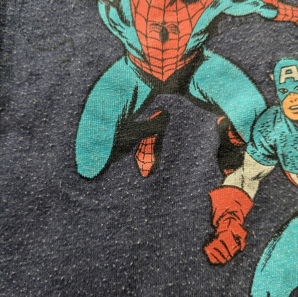 👉10/10$ T-shirt 4-5Y Marvel - Picture 2 of 3